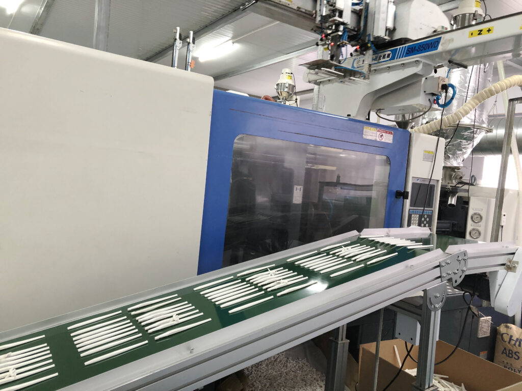 Medical & Automotive Injection Molding Parts | CNMOULDING China