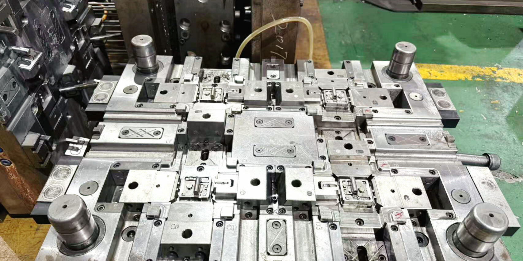 Plastic Injection Mold Design Guide